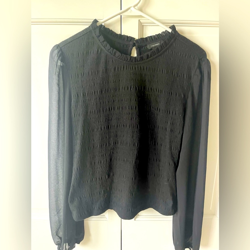 Women’ Halogen Blouse.  Size small
